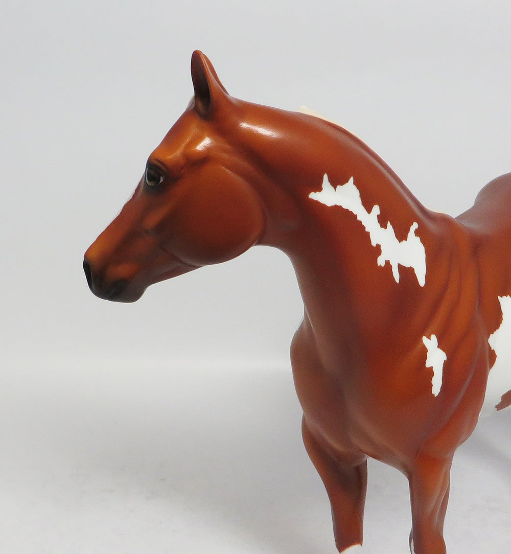 ONE MORE TIME-OOAK SORREL OVERO ISH MODEL HORSE EQUINE AFFAIRE 2018