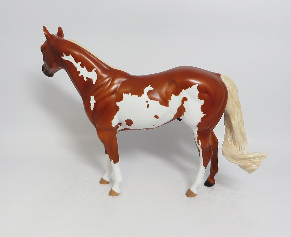 ONE MORE TIME-OOAK SORREL OVERO ISH MODEL HORSE EQUINE AFFAIRE 2018