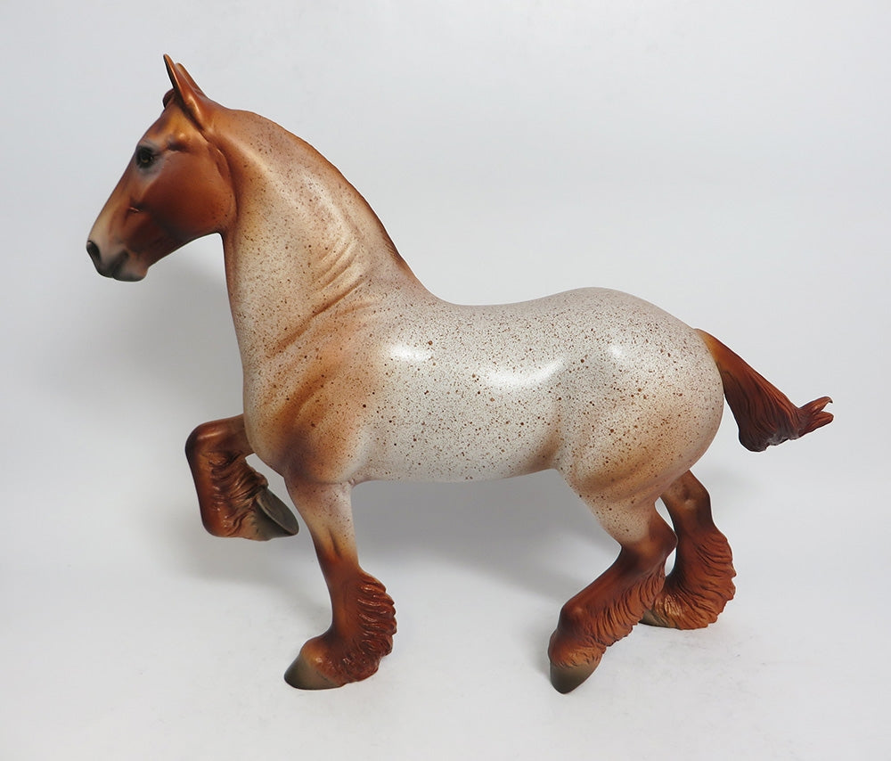 RIGHT AS RAIN-OOAK RED ROAN TROTTING DRAFTER MODEL HORSE MIDWEST FAIR 2018