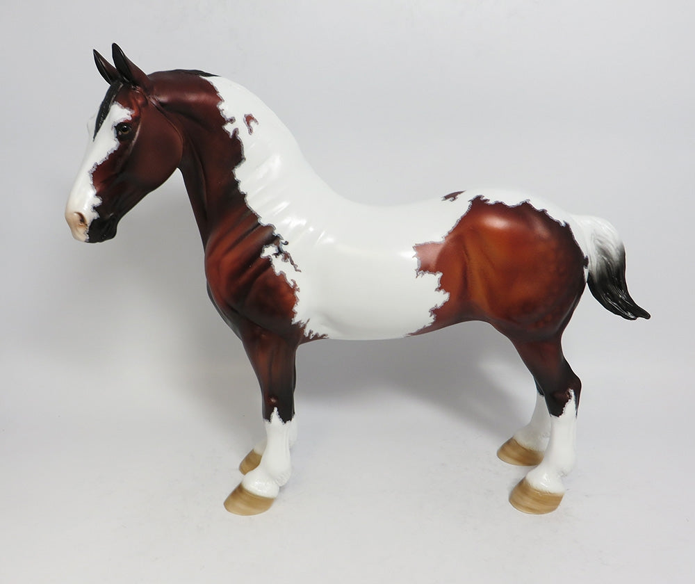DREAMIN' OUT LOUD-OOAK DAPPLE BAY PINTO STANDING DRAFTER W/ MAPPING MODEL HORSE EA 2018