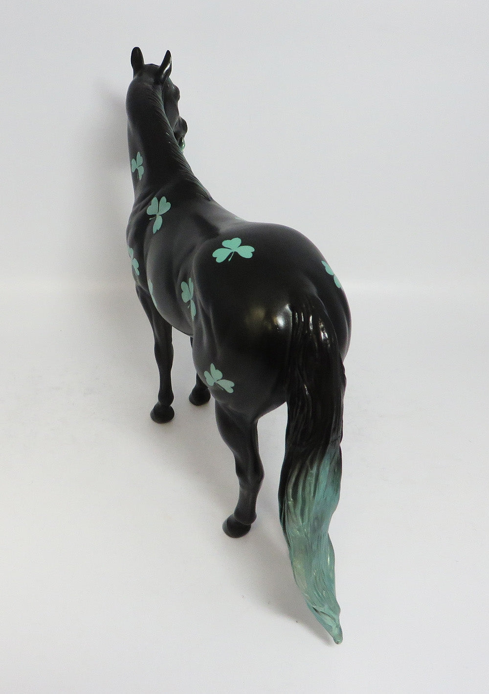 GREENLEE-OOAK BLACK ST PATTYS DAY DECORATOR ISH MODEL HORSE SUPER BOWL SALE 2018