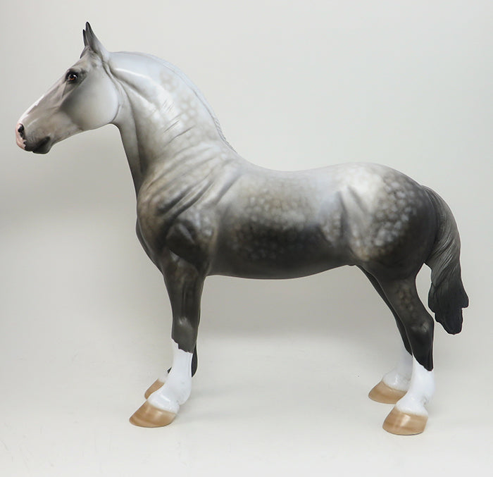 DRAFTER MODEL HORSE