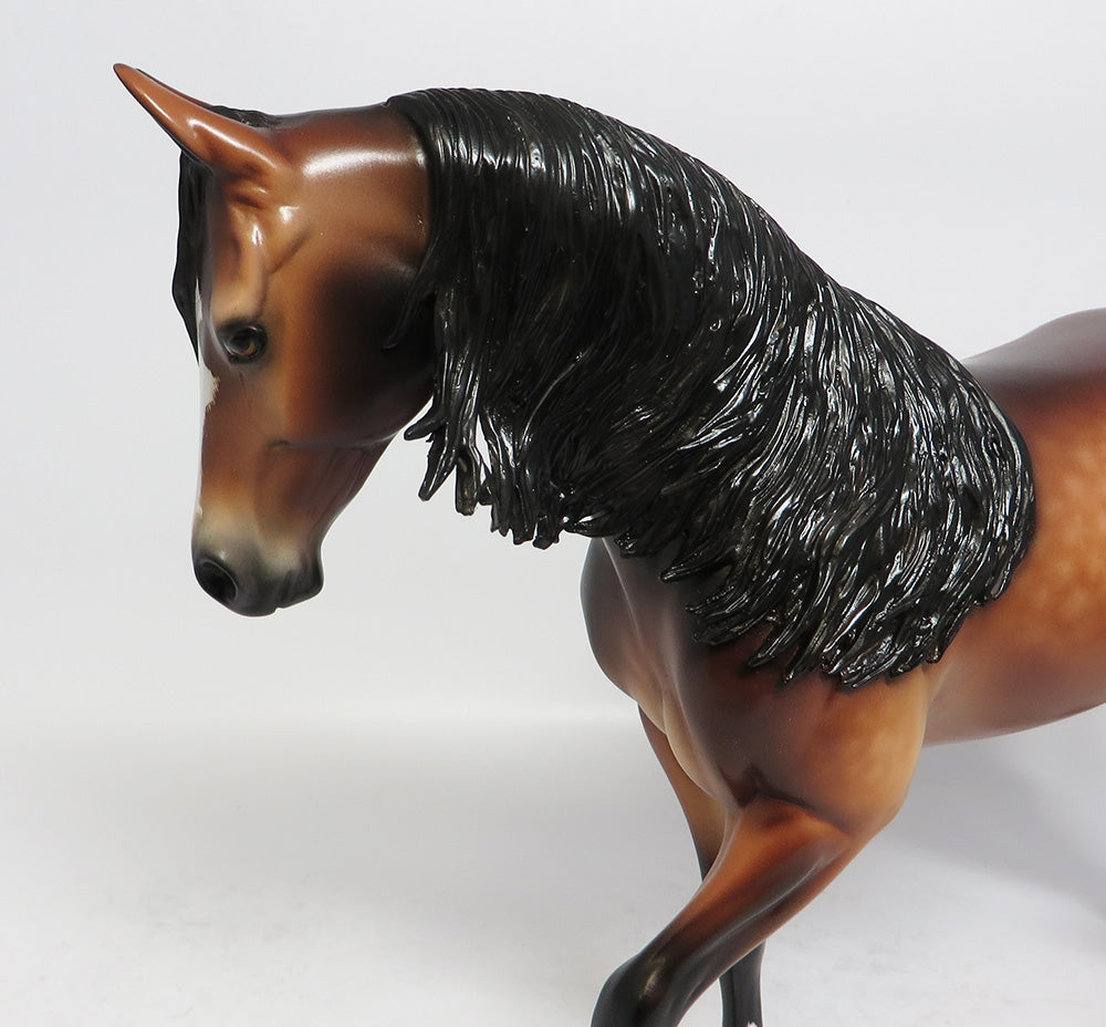 WYNANT - OOAK DAPPLE BAY THOROUGHBRED MODEL HORSE BY SHERYL