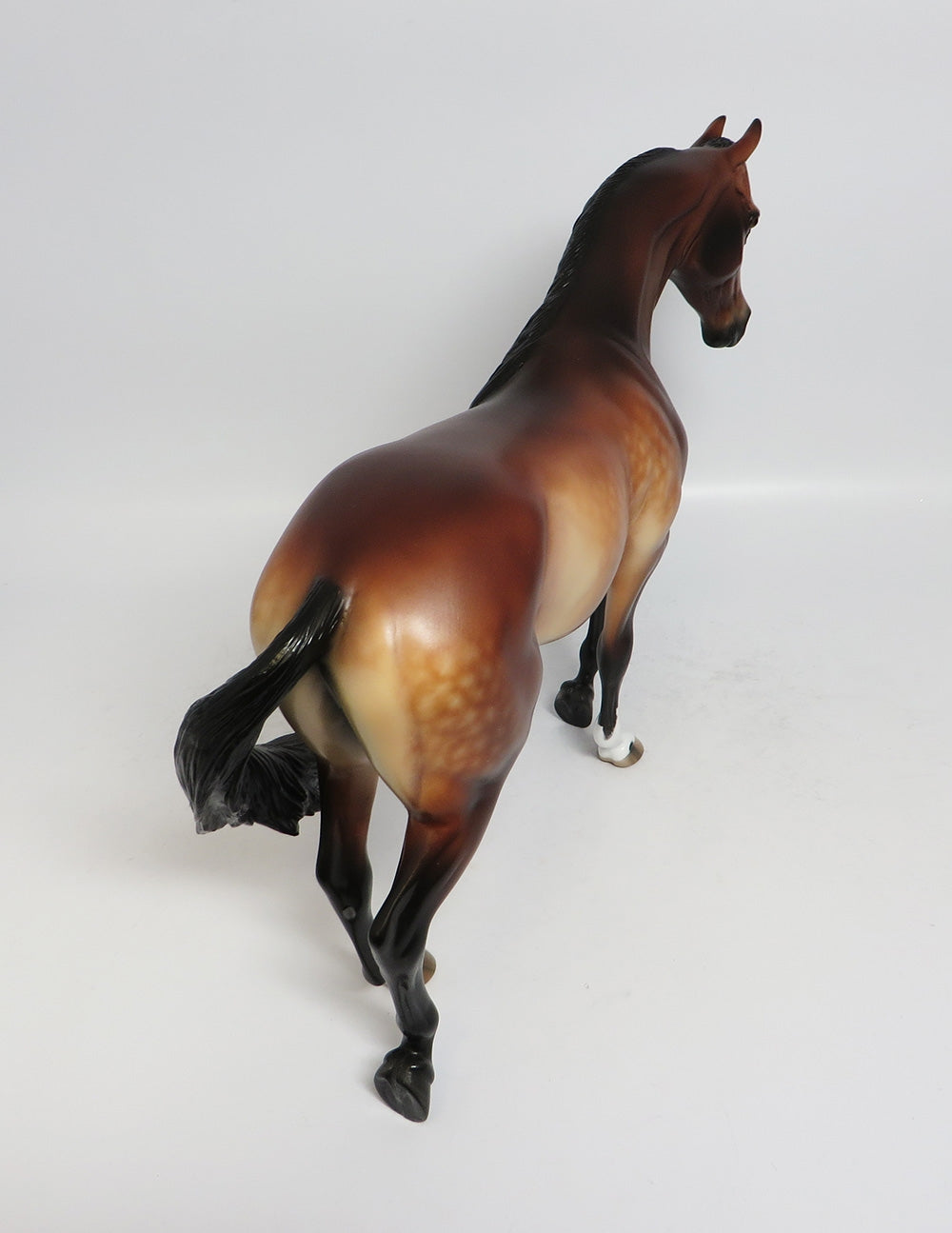 WYNANT - OOAK DAPPLE BAY THOROUGHBRED MODEL HORSE BY SHERYL