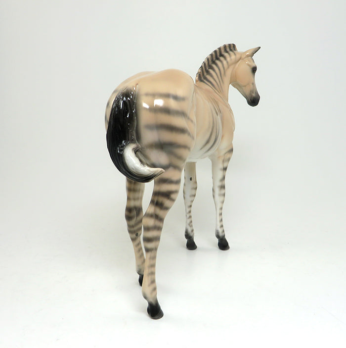 SHERYL LEISURE Horse