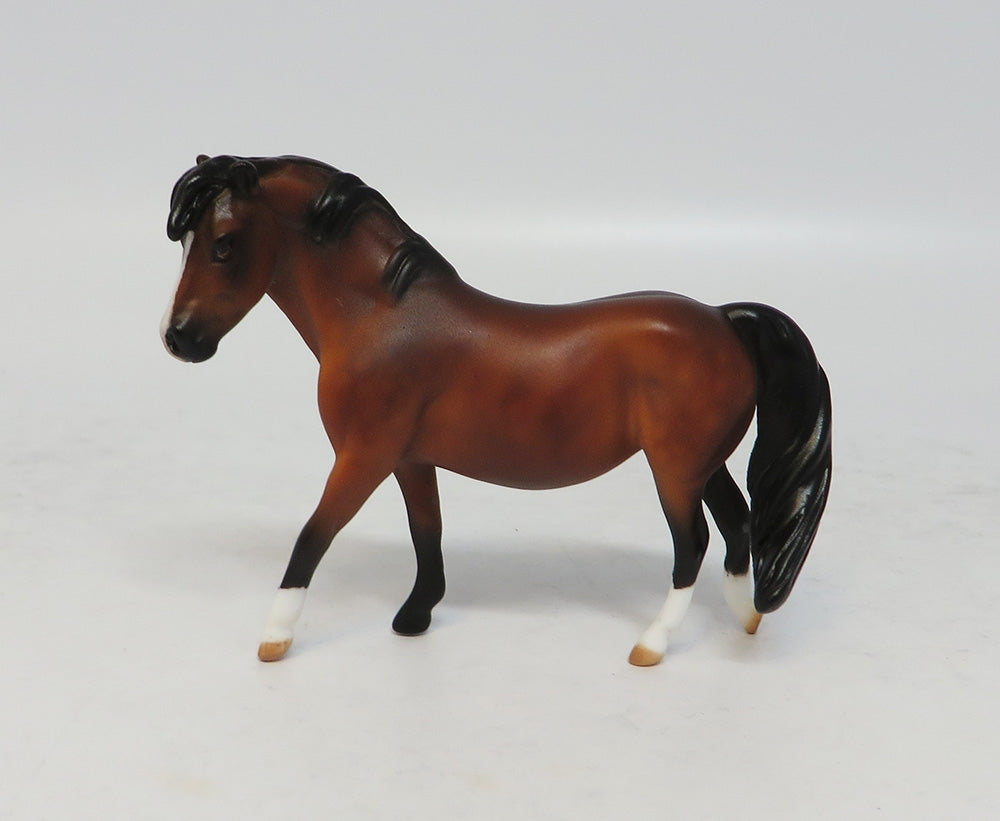 SUGAR LOAF - OOAK DAPPLE BAY PONY CHIP BY JULIE SUPER BOWL SALE 2018