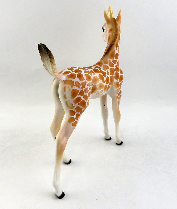 GABBY-OOAK GIRAFFE UNICORN FOAL MODEL HORSE BY DAWN QUICK 1/20