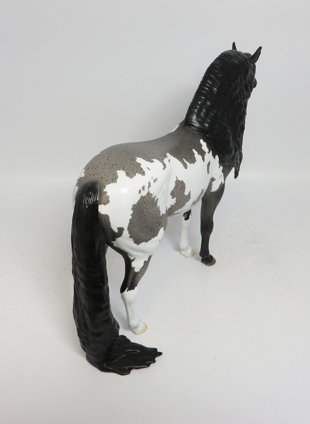 KASE-LE-5 BLUE ROAN PAINT ANDULSAIN MODEL HORSE SUPER BOWL SALE 2018