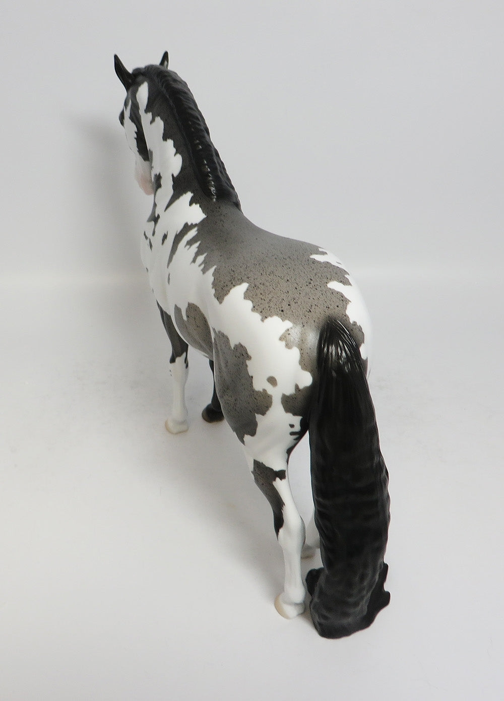 KASE-LE-5 BLUE ROAN PAINT ANDULSAIN MODEL HORSE SUPER BOWL SALE 2018