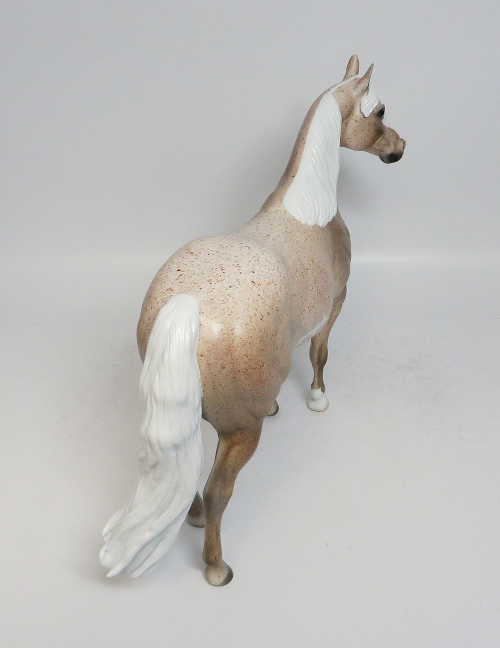 ULLA-LE-5 CHESTNUT ROAN PAINT ISH MODEL HORSE SUPER BOWL SALE 2018