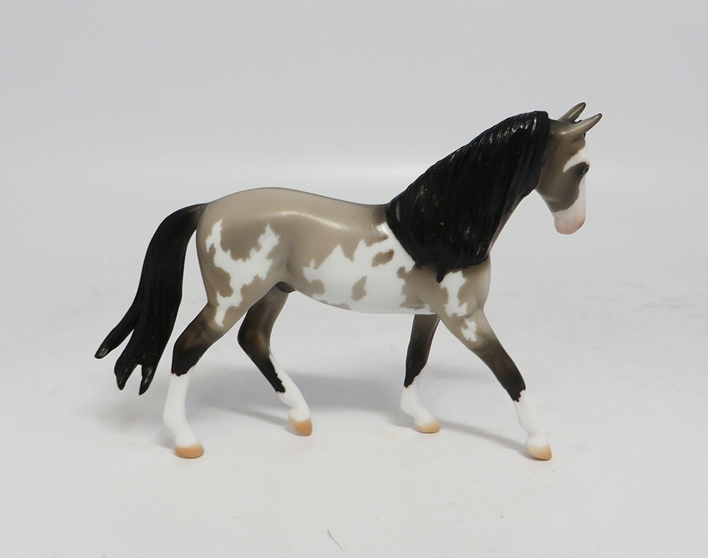 ATLAS-OOAK GRULLA PAINT WARMBLOOD CHIP SUPER BOWL SALE 2018