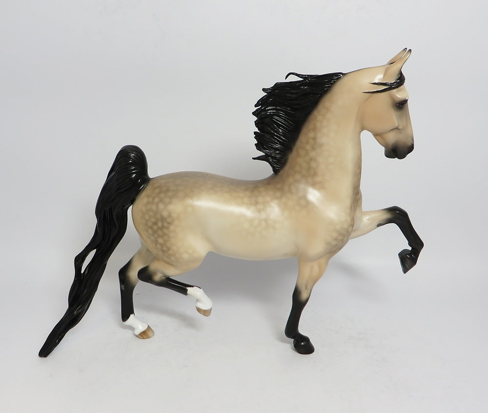ROYALE WALTZ-OOAK PALE BUCKSKIN SADDLEBRED MODEL HORSE BY SHERYL LEISURE
