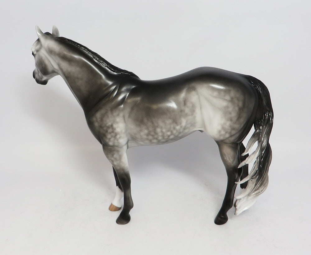 MAGUIRE-OOAK DAPPLE GREY ISH MODEL HORSE BY SHERYL LEISURE