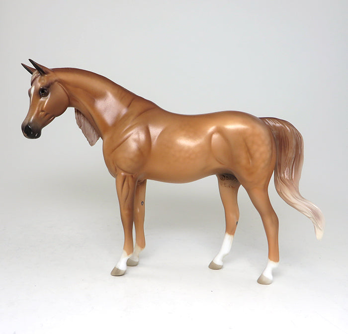 SHERYL LEISURE HORSE