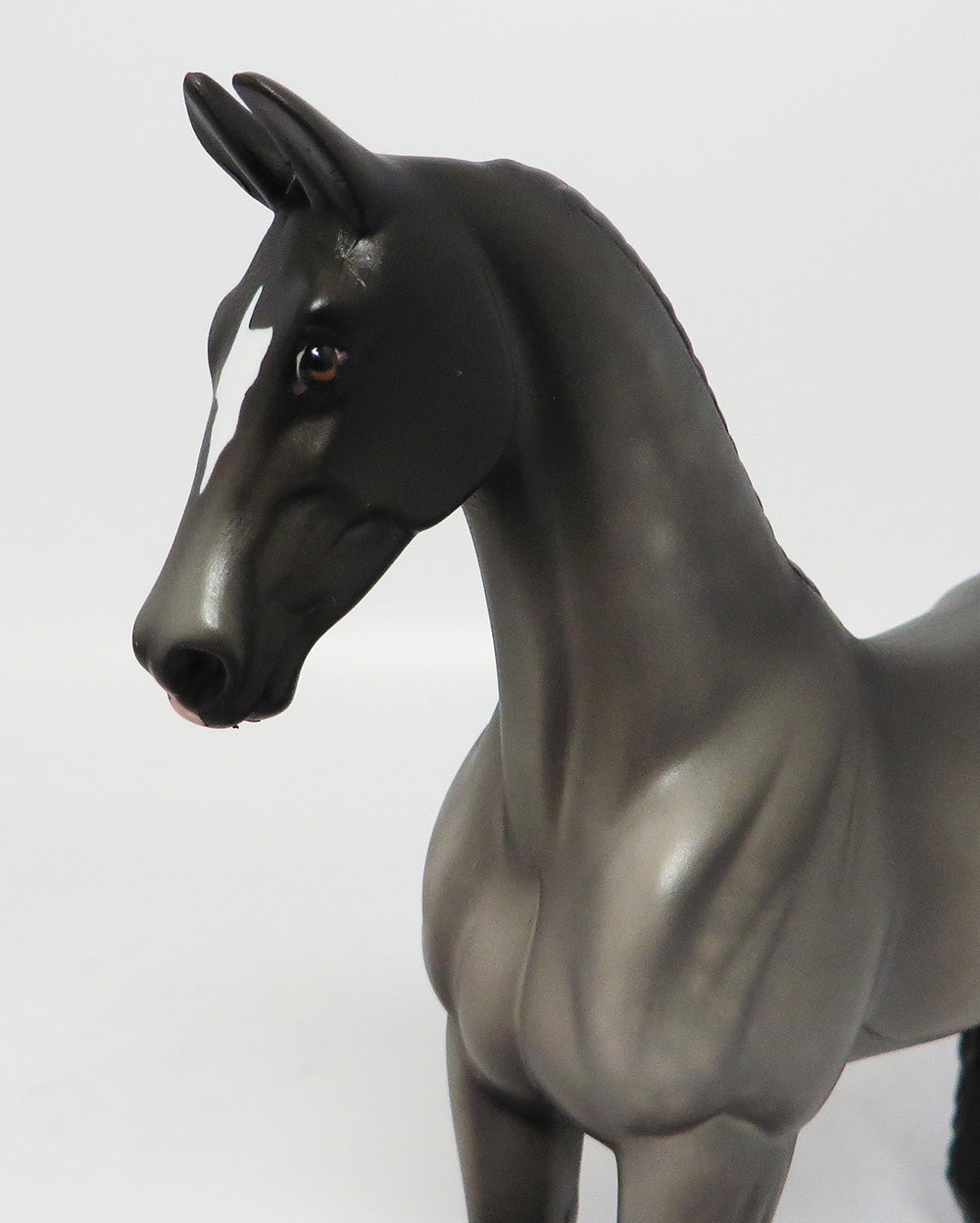 APPALACHIAN TRAIL-OOAK DAPPLED DARK GREY PEBBLES SADDLEBRED MODEL HORSE EQ 2017