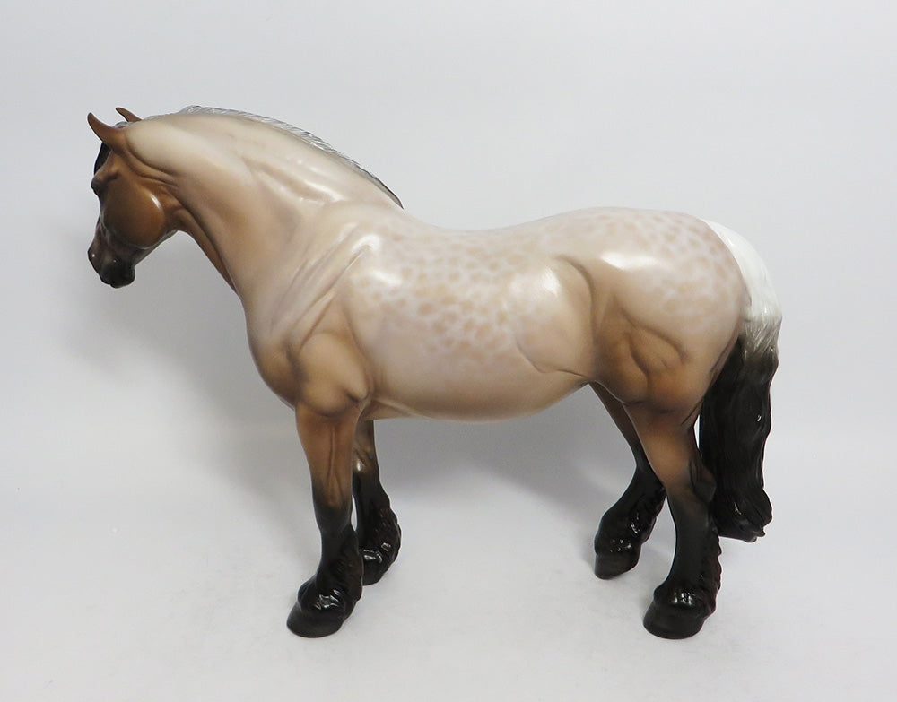 NELLIE-OOAK BAY ROAN REVERSE DAPPLE HEAVY DRAFT MARE MODEL HORSE BY SHERYL LEISURE 2/19/18