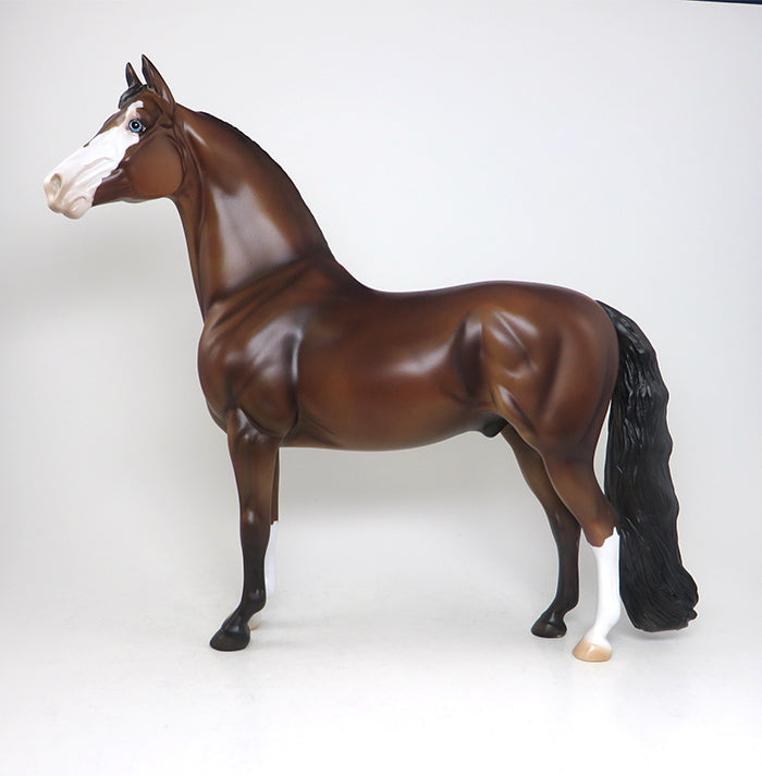 REGAL HEART- OOAK BAY MORGAN MODEL HORSE 3/8