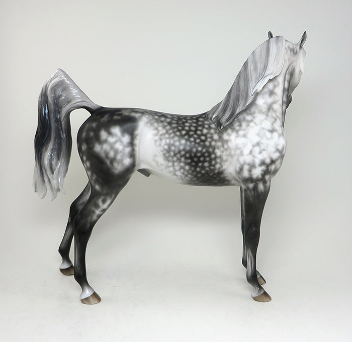 sHERYL LEISURE Arabian