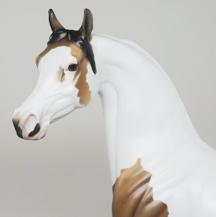 stunning peter stone arabian model horse