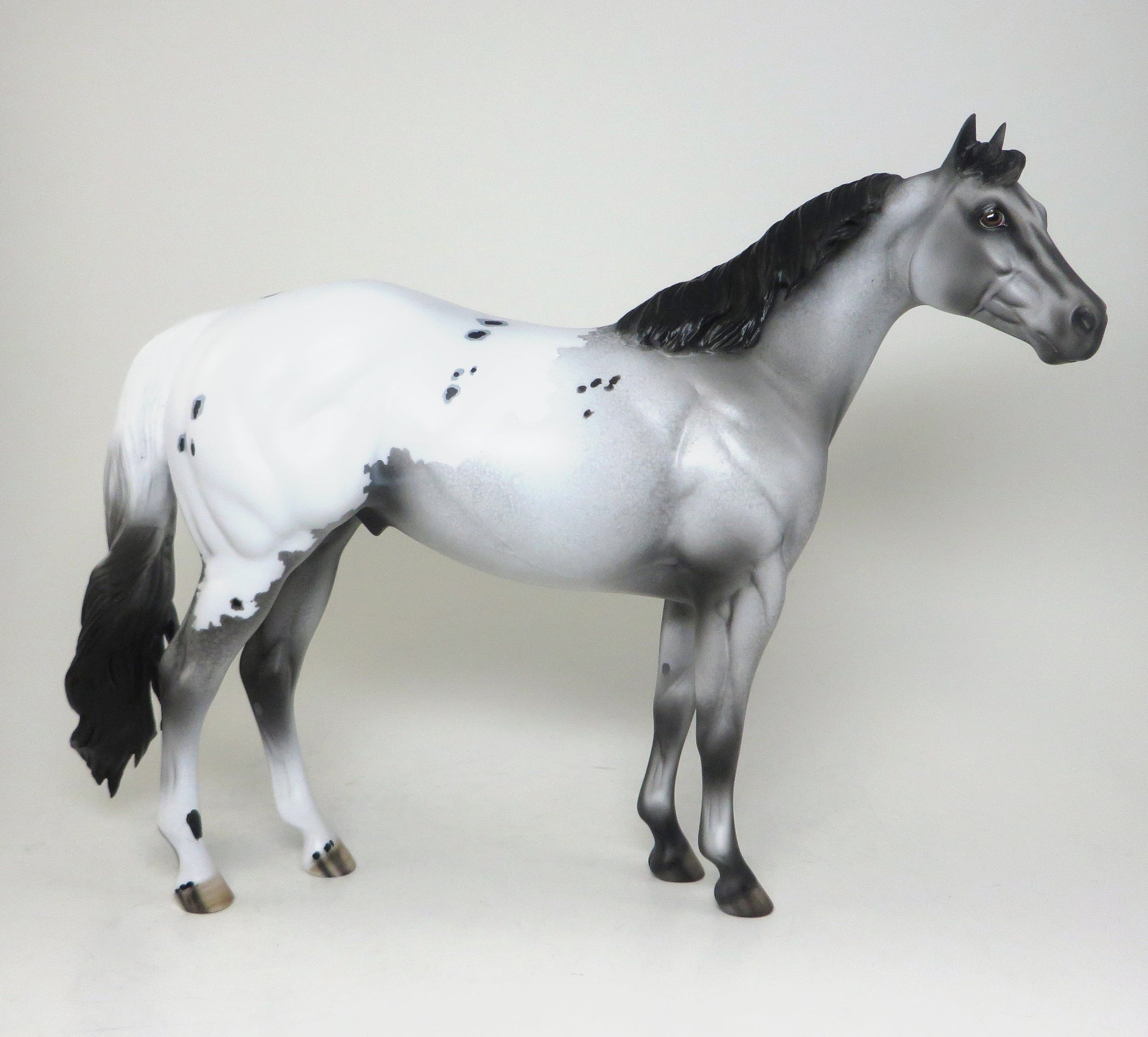 roper ish model horse