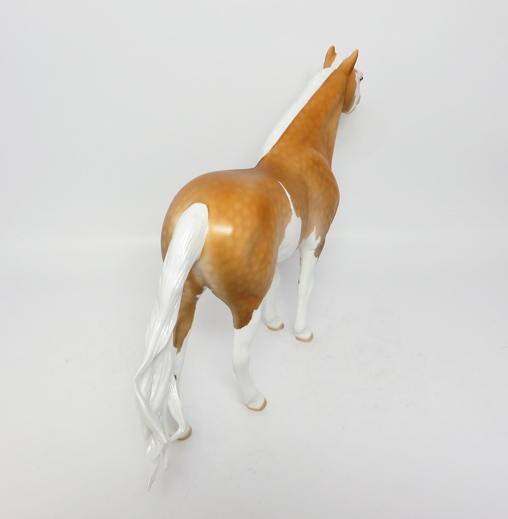GOLDEN HAMMER-OOAK DAPPLE PALOMINO SPANISH MUSTANG MODEL HORSE 8/2/17
