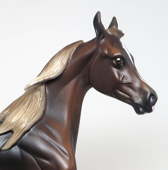 yearling model horse