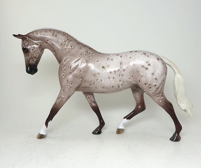 Sheryl Leisure MODEL HORSE
