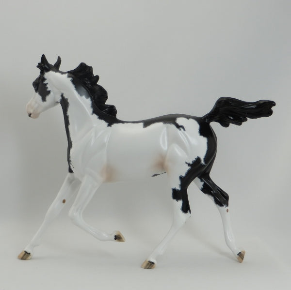 GARRETT - OOAK Black Frame Overo Pinto Yearling Model Horse with Mapping - 5/15
