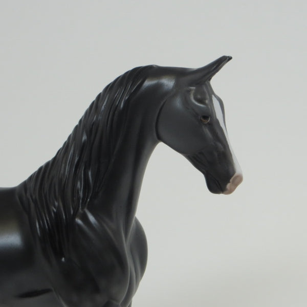 BLACK GARNET - Black Dappled Saddlebred Model Horse Pebble - LE2 - 5/15