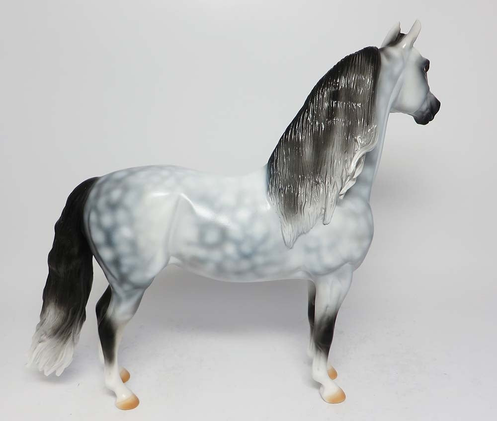 GHOST RIDER-LE-4 STAR DAPPLED GREY MORGAN MODEL HORSE WHS 2017