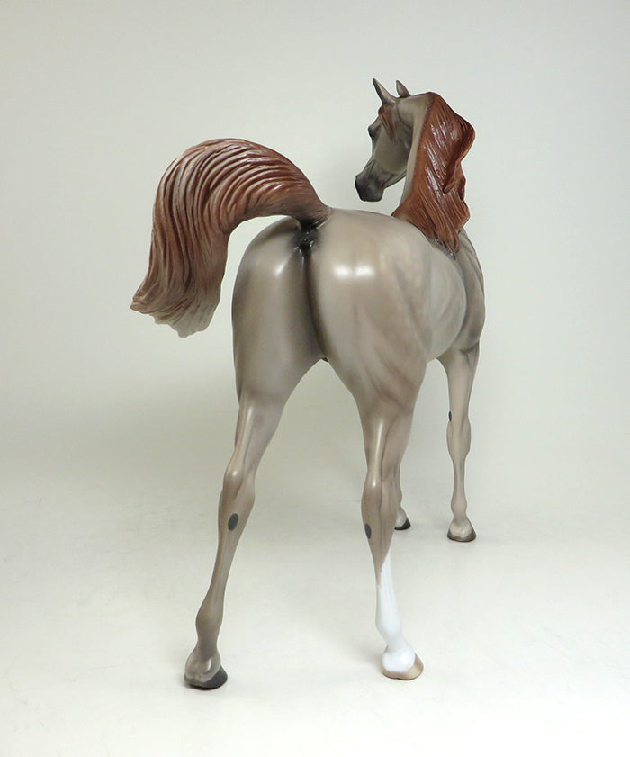 LITE MY FYRE-OOAK MULBERRY ARABIAN MODEL HORSE BY SHERYL LEISURE 4/6