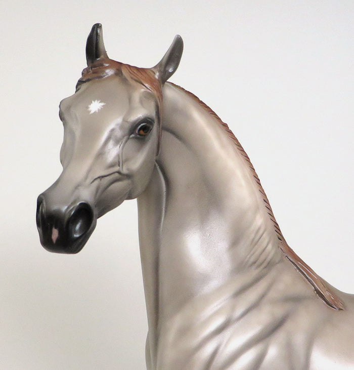 LITE MY FYRE-OOAK MULBERRY ARABIAN MODEL HORSE BY SHERYL LEISURE 4/6