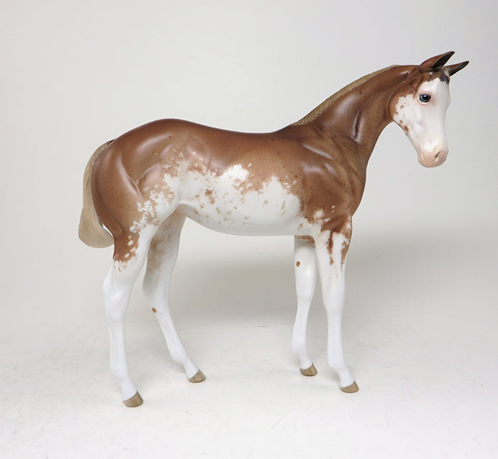 chestnut sabino weanling model horse