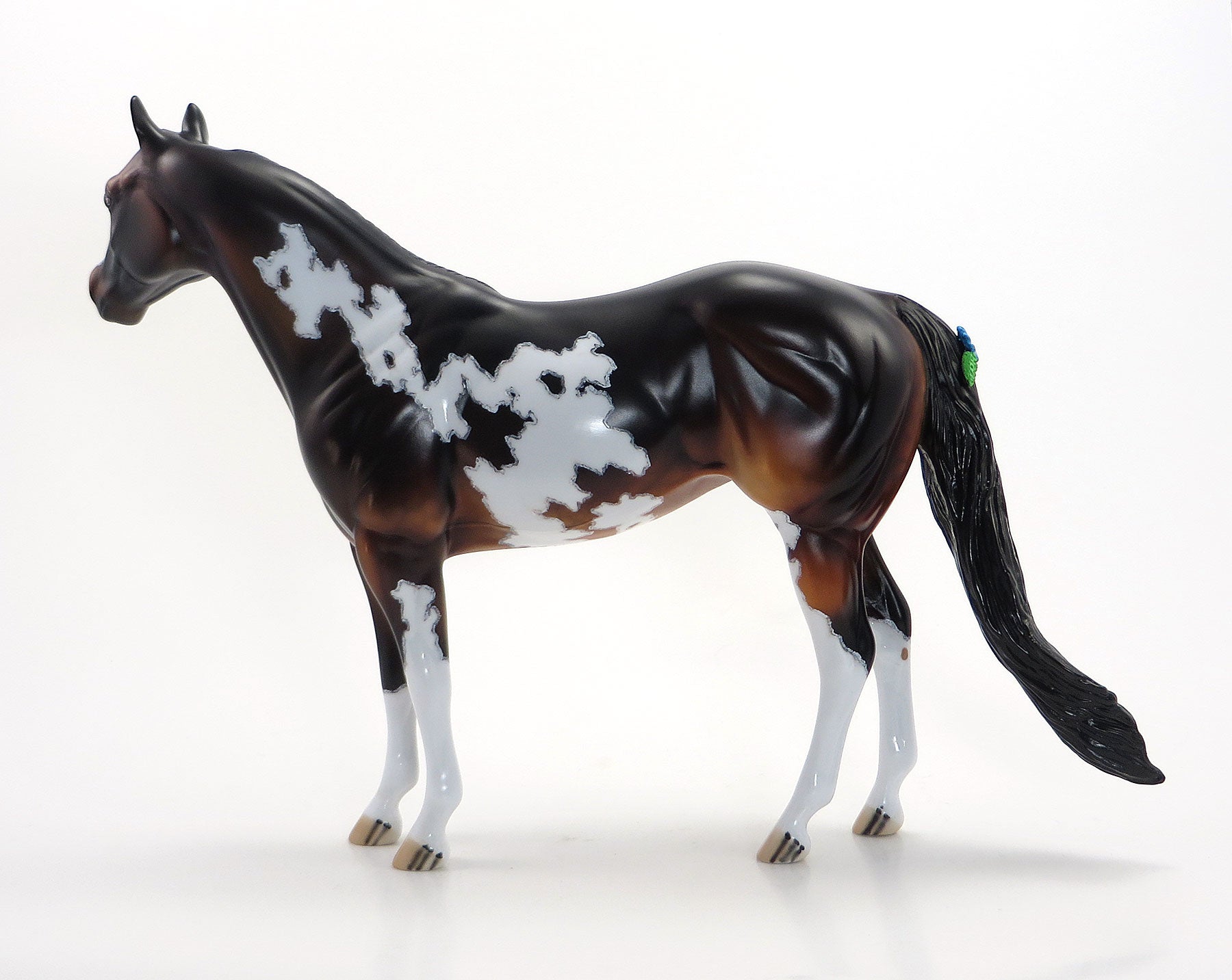 LAND I LOVE- OOAK Seal Bay Stock Model Horse with Mapping & Blue Flowers - 7/3