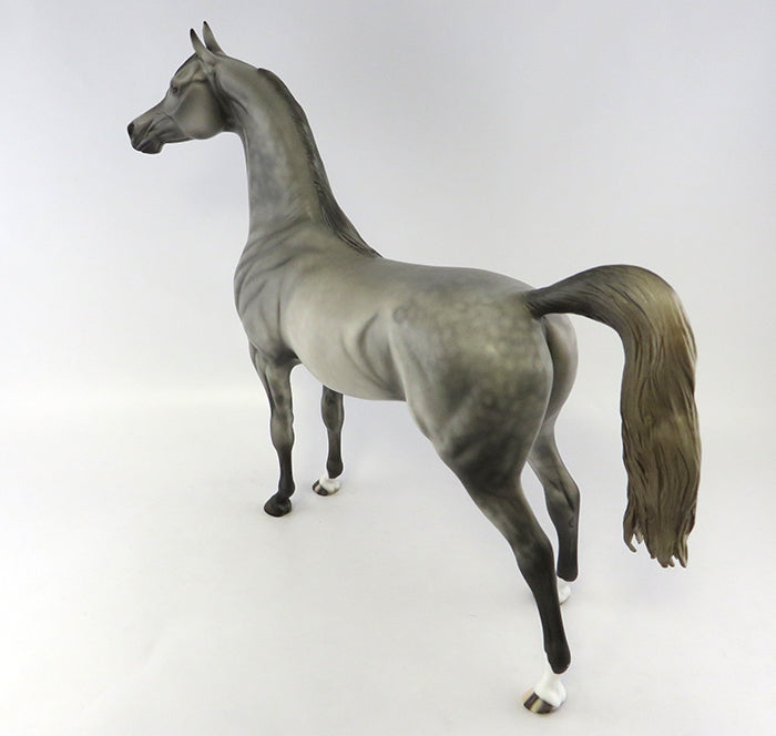THE JACKYL-OOAK DAPPLE GREY ARBAIN MODEL HORSE 4/21