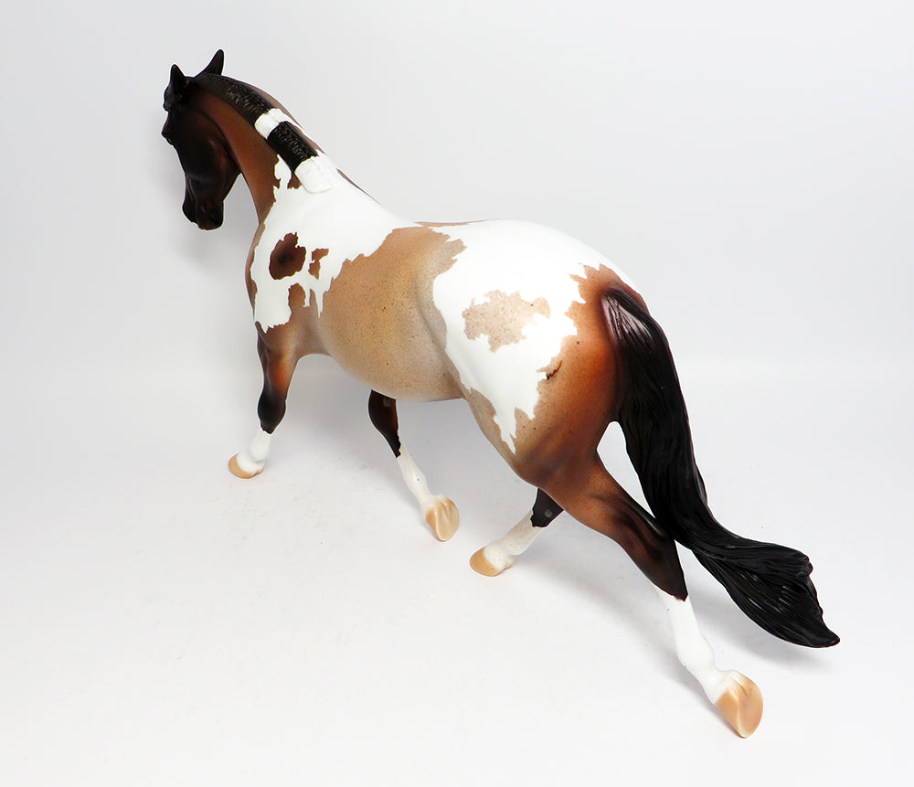 ASIA~OOAK ROAN PALOUSE PINTO MODEL HORSE 3/22