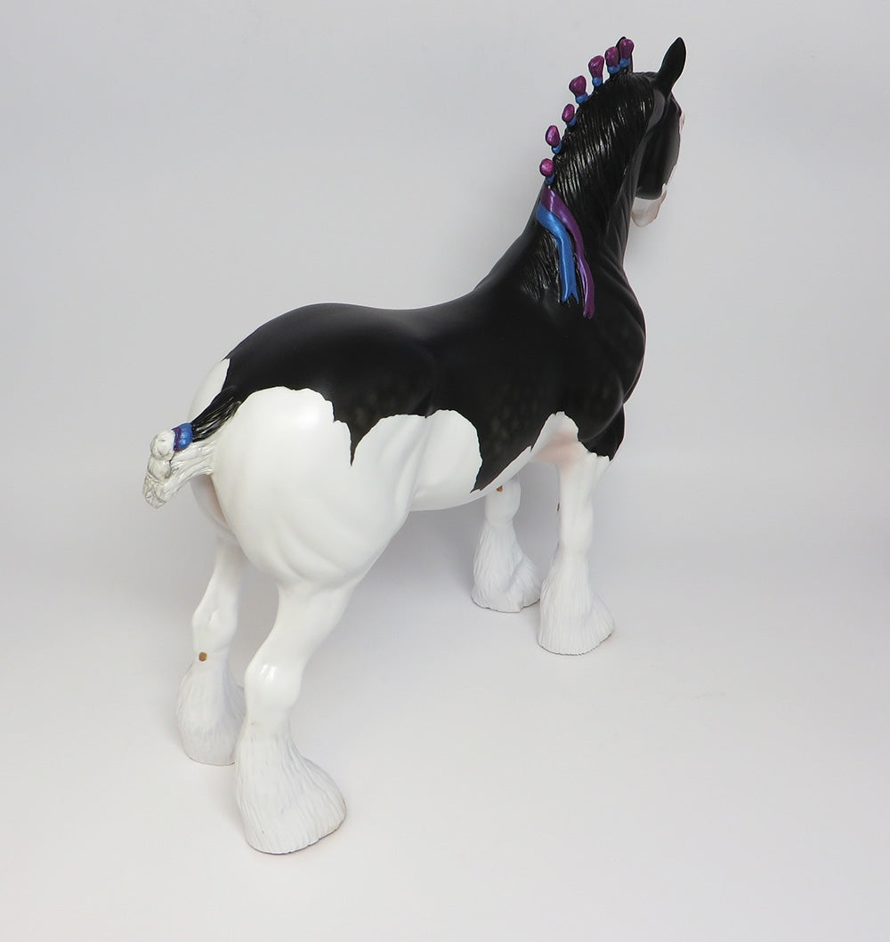WIDOW'S PEAK~OOAK DAPPLE SPLASH PAINT STANDING DRAFTER MODEL HORSE BY SHERYL LEISURE 9/27/17