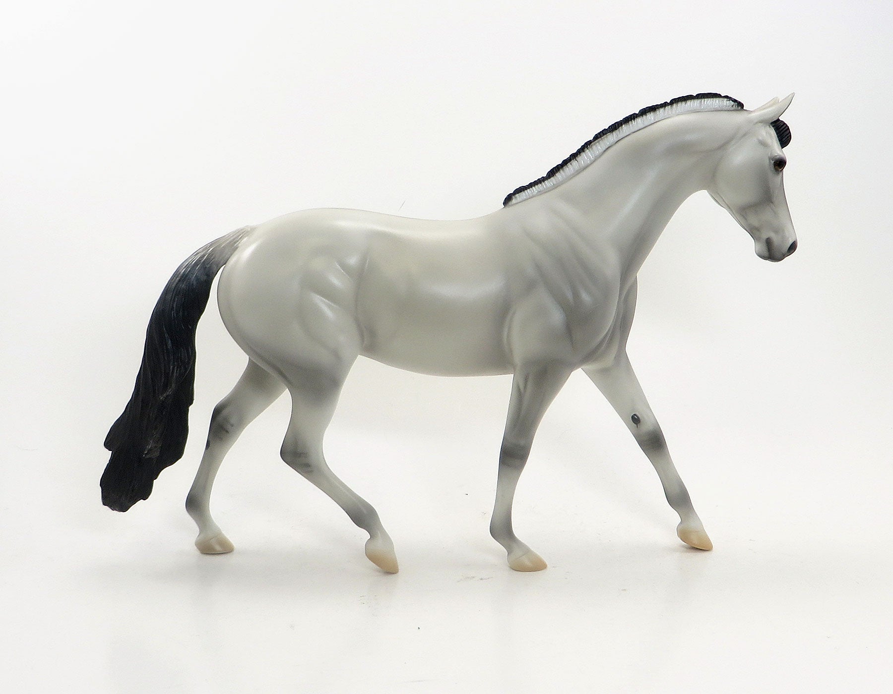 ISHA - Fjord Gray Pony Mix LE5 3/15