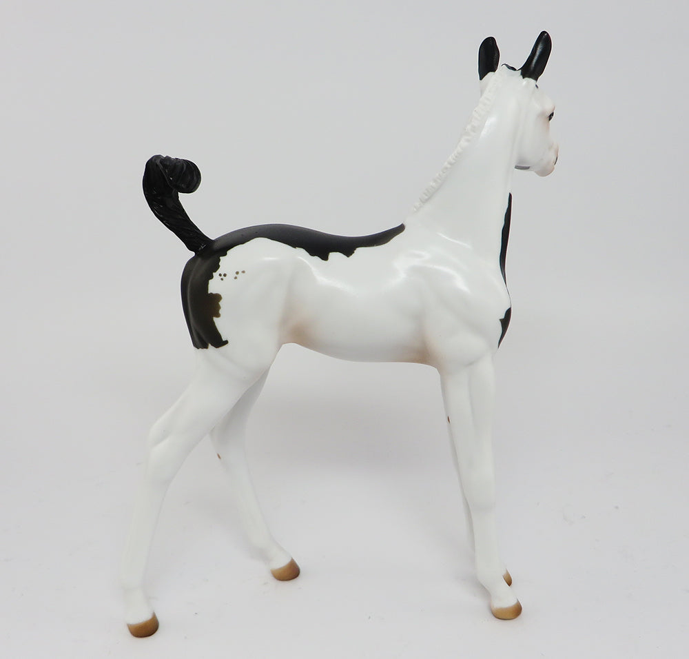 ARROW~LE-5 BLACK PAINT FOAL MODEL HORSE 4/4