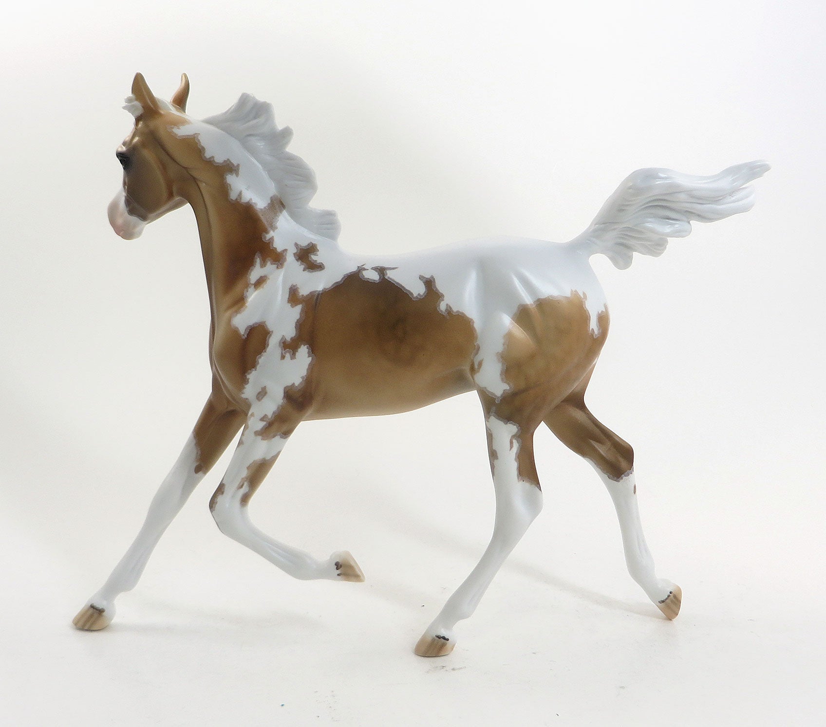 PIPPEN - Dapple Sooty Palomino Yearling Pinto with Mapping - LE15 - 5/15