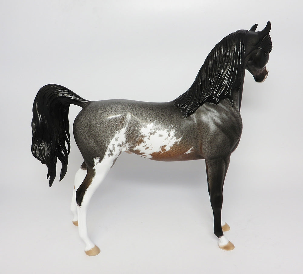 GONE VIRAL~OOAK ETCHED ROAN PINTABIAN MODEL HORSE BY DAWN QUICK 10/12/17