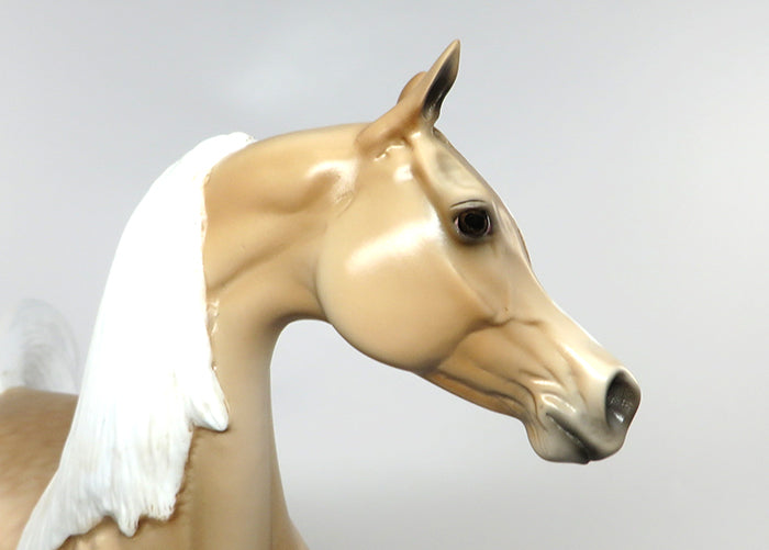 KING OF PERSIA-LE-3 DAPPLE PALOMINO ARABIAN MODEL HORSE EQ 2016 7/28