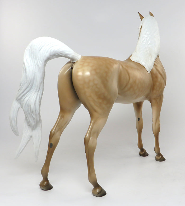 KING OF PERSIA-LE-3 DAPPLE PALOMINO ARABIAN MODEL HORSE EQ 2016 7/28