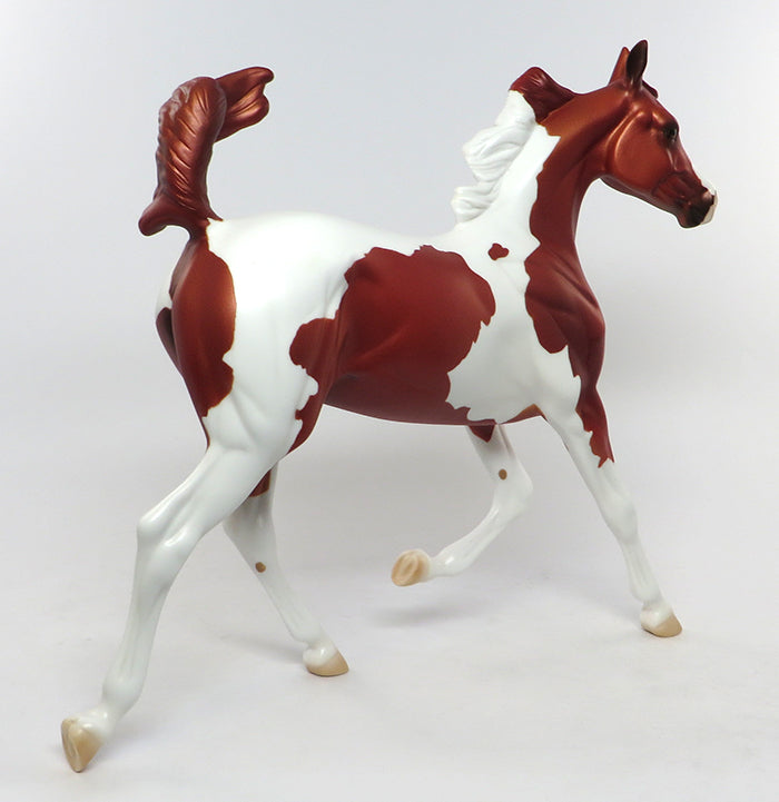 MERIDA-LE-10 CHESTNUT PAINT YEARLING MODEL HORSE EQ 2016 7/27