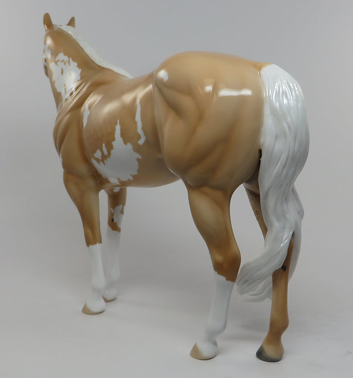 PETER PAN PALOMINO PAINT ISH MODEL HORSE EQ 2016 7/28