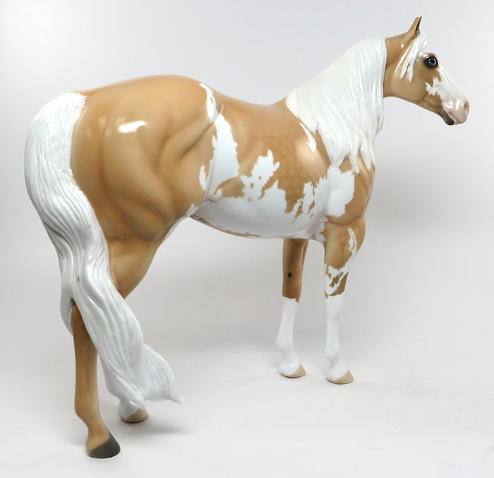 PETER PAN PALOMINO PAINT ISH MODEL HORSE EQ 2016 7/28