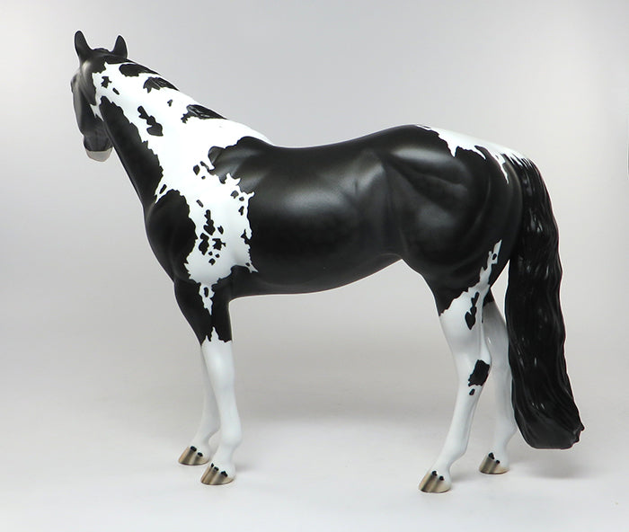 SLEEPING BEAUTY-BLACK PAINT ISH MODEL HORSE EQ 2016 7/28