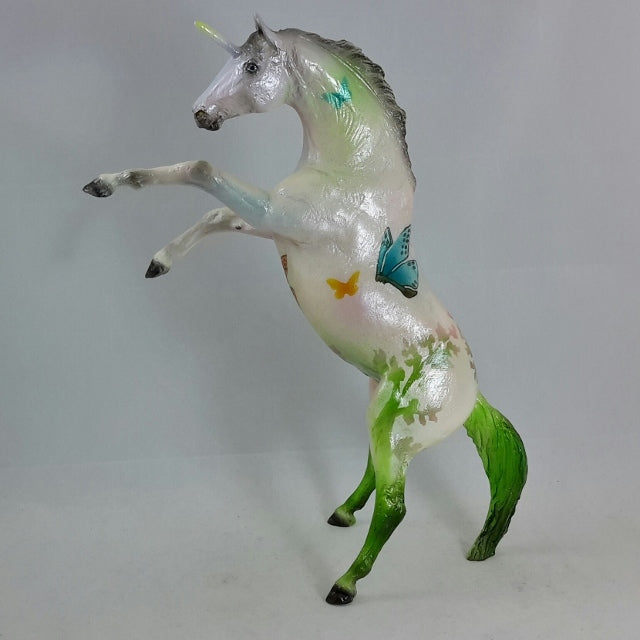 FLUTURA - OOAK Butterfly Rearing Unicorn