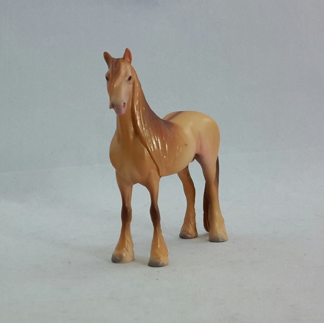 BERKLEY - Amber Champagne Dun Chip by Caroline Boydston