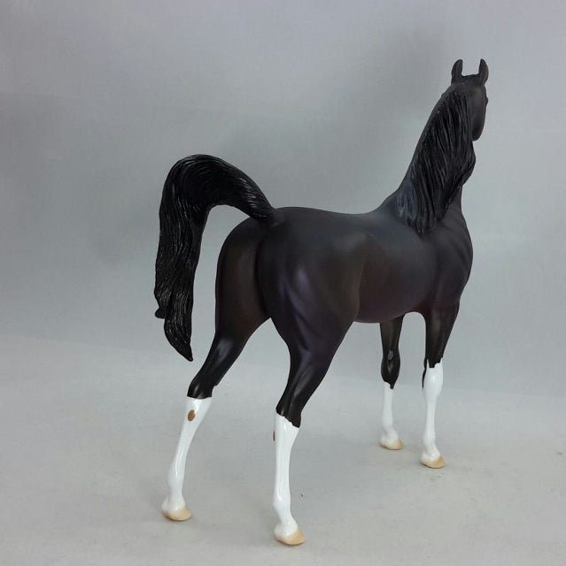 COLUMBUS Arabian Horse Sculpture